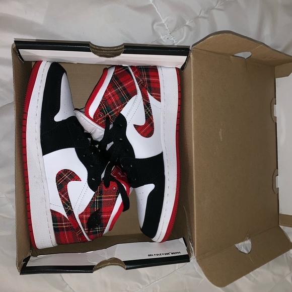 Jordan Shoes - Jordan plaid 1s